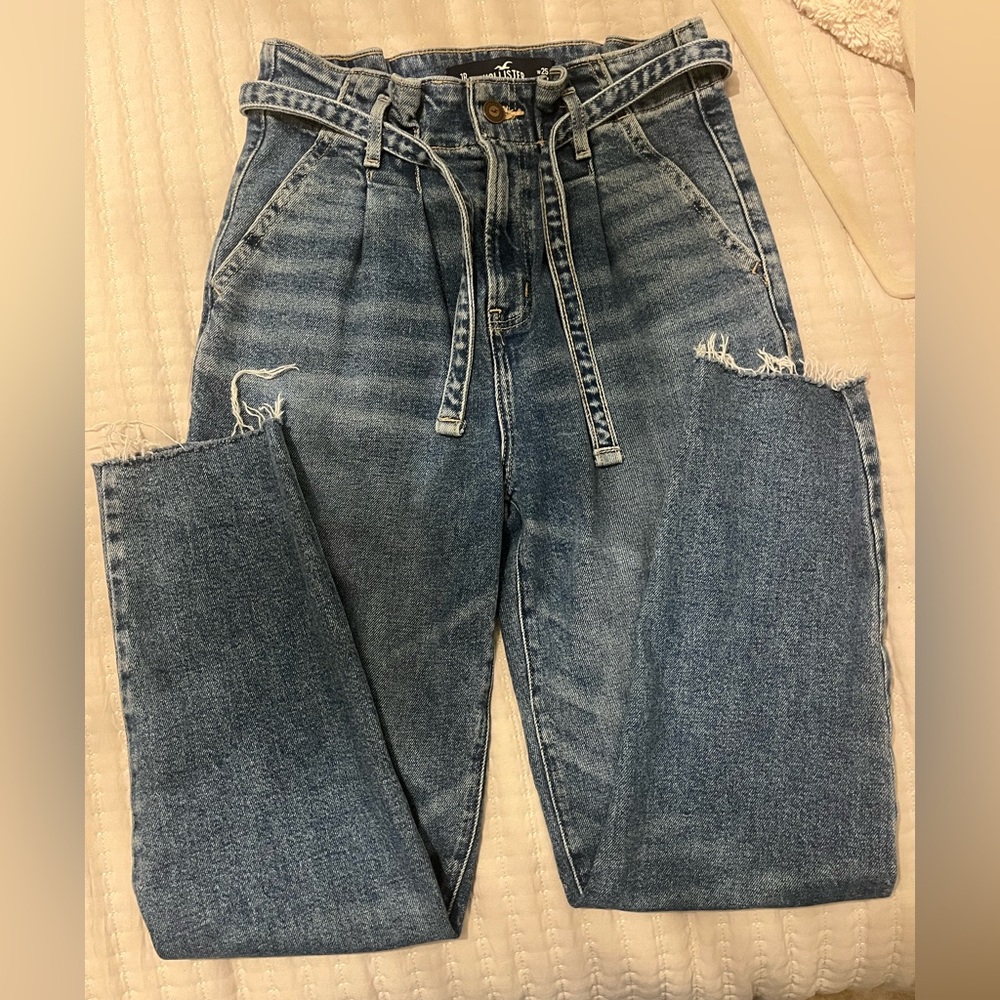 Hollister jeans
